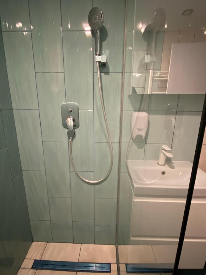 Center Loft Apartment Бузау Екстериор снимка