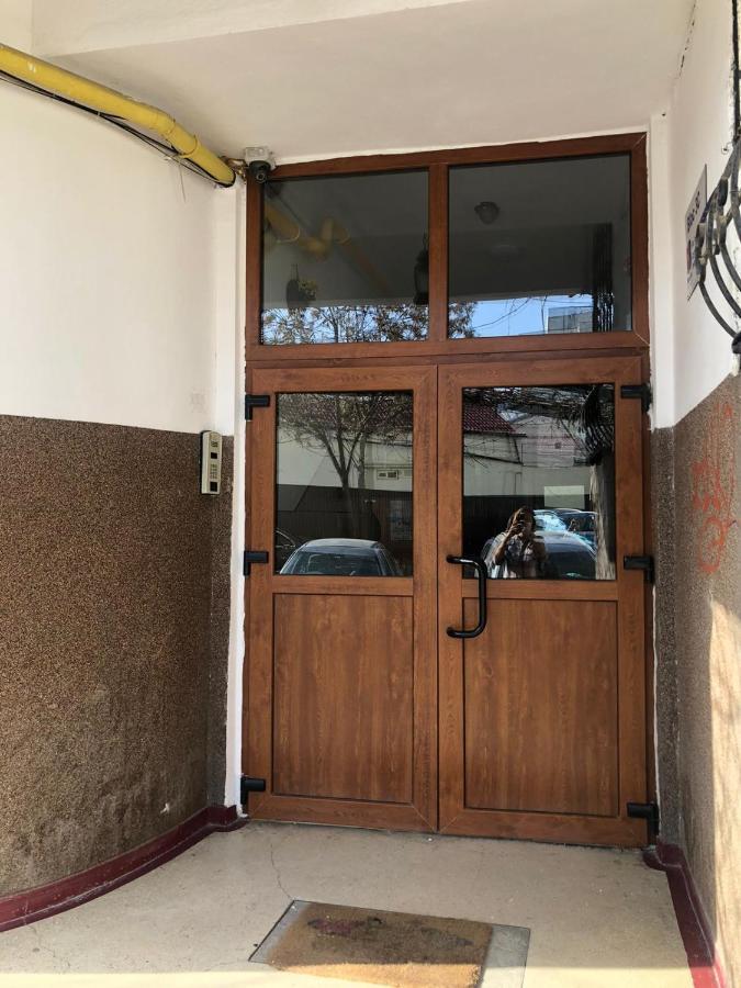 Center Loft Apartment Бузау Екстериор снимка